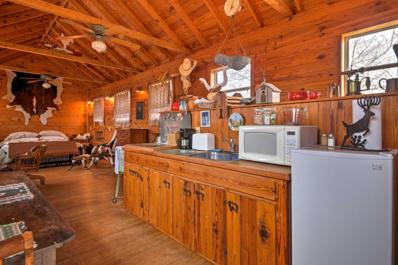 Willa Ark Bunkhouse Fredericksburg Hideaway With Hot Tub Zewnętrze zdjęcie