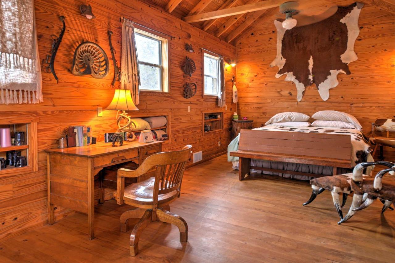 Willa Ark Bunkhouse Fredericksburg Hideaway With Hot Tub Zewnętrze zdjęcie
